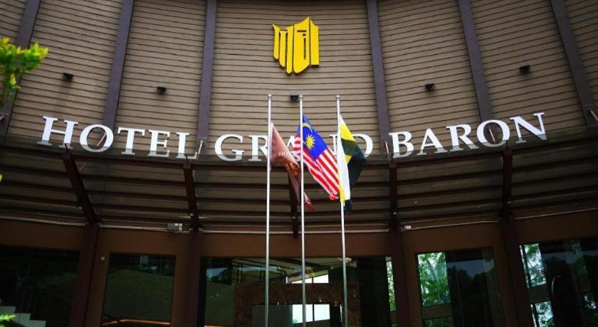 Hotel Grand Baron Taiping Exterior photo